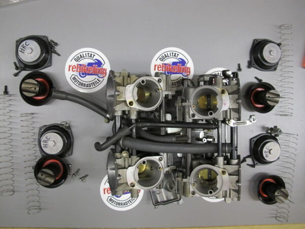 VFR 750R RC30 Vergaser – Bild 2