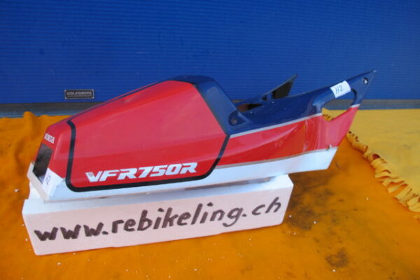 VFR750R RC30 77236-MR7-600ZA Verkleidung Heckverkleidung Heck Sitz Verschalung H1 – Bild 3