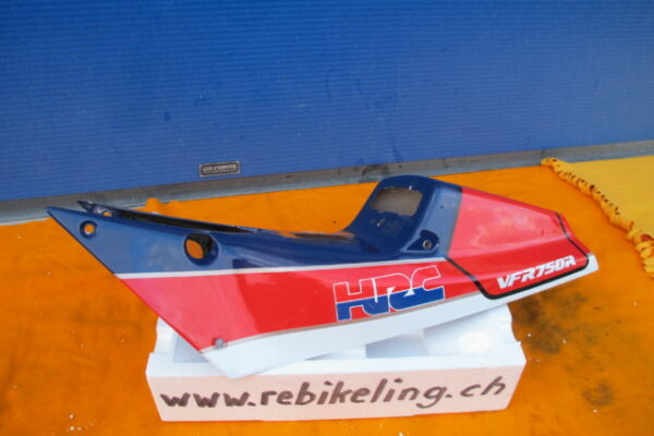 VFR750R RC30 77236-MR7-600ZA Heckverkleidung Heck Verschalung Verkleidung Heckverschalung Sitz H4 – Bild 8