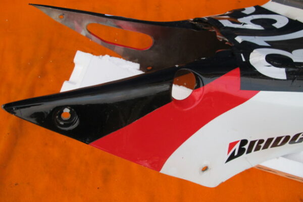 Heckverkleidung VFR750R RC30 77236-MR7-600ZA Heck Verkleidung Verschalung Heckverschalung Sitz H11 – Bild 6